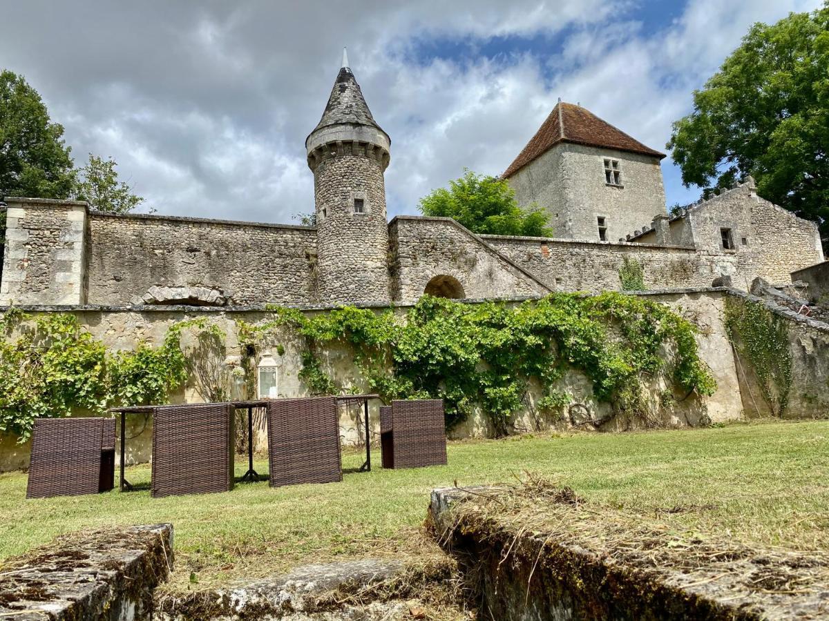 Domaine De Migny Villa Saint-Cyran-du-Jambot Exterior photo